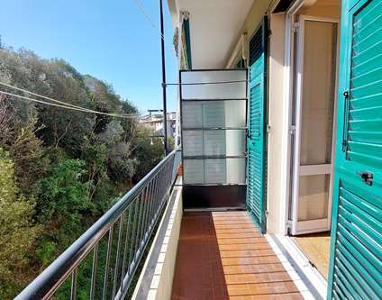 Appartamento Vendita Genova Corso Martinetti Sampierdarena termoautonomo con due balconi