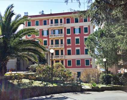 Appartamento Vendita Genova Corso Scassi Sampierdarena 5 vani parcheggio condominiale 