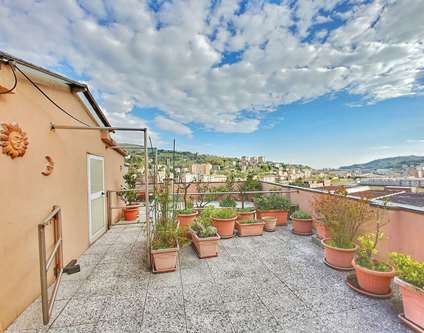 Appartamento Vendita Genova Salita Inferiore di Murta Murta graziozo Bilocale con terrazzo sovrastante